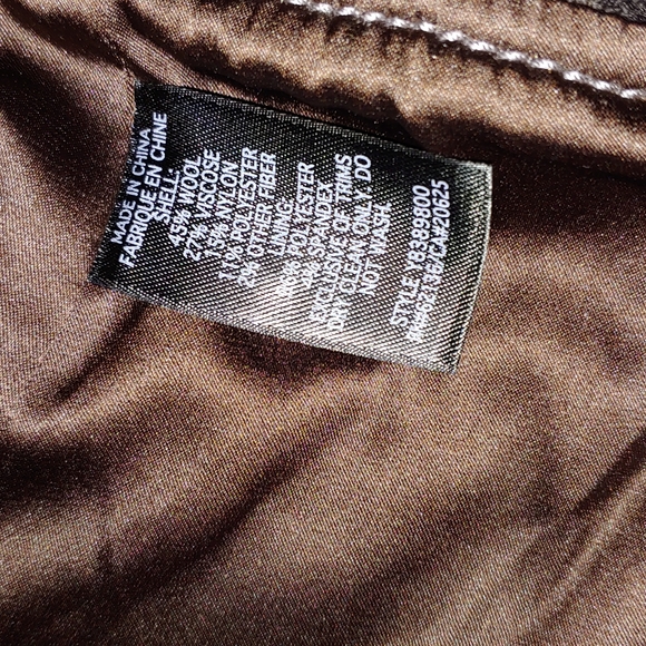 Guess jacket - Picture 9 of 11